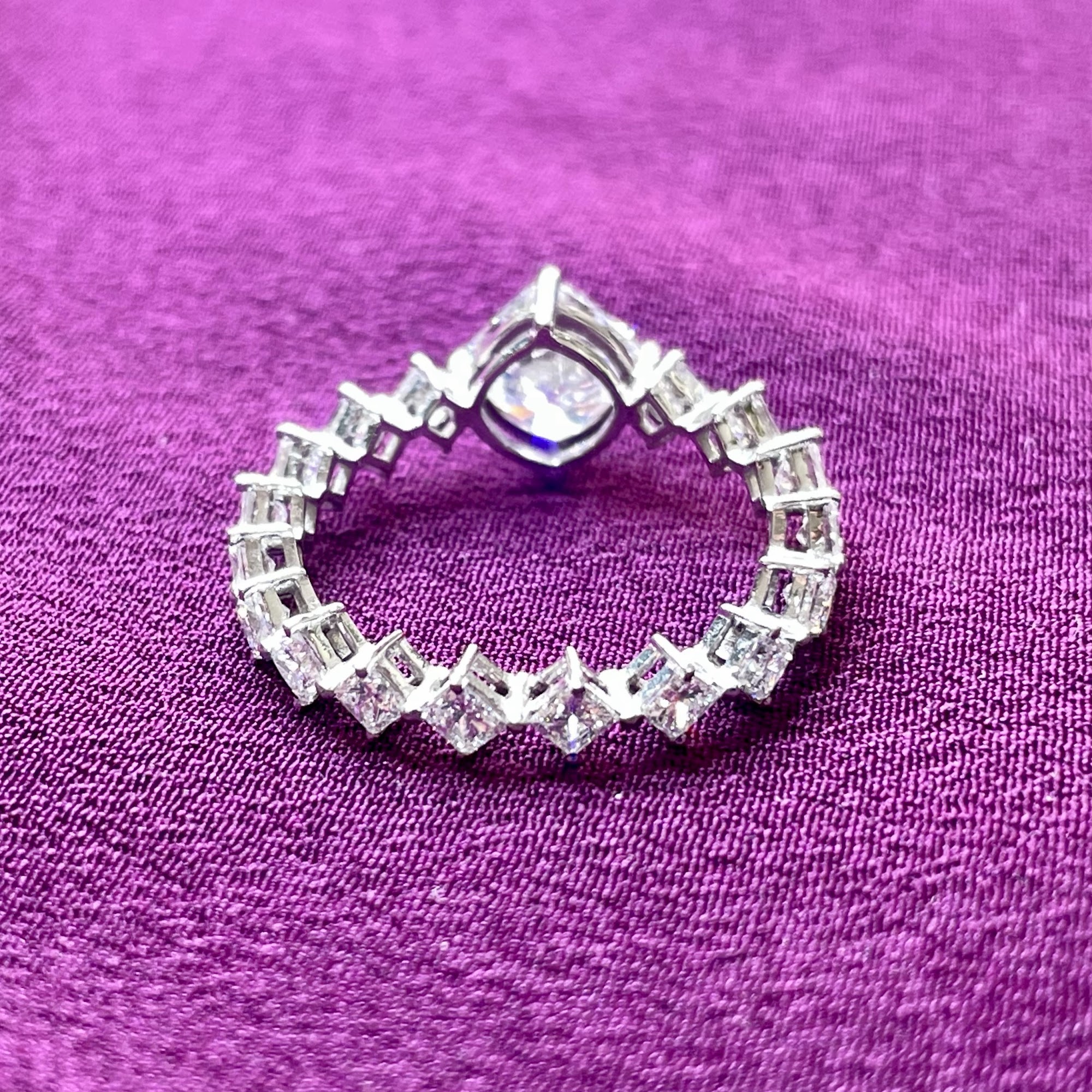 Pure Cushion - 2.66ct - E-F