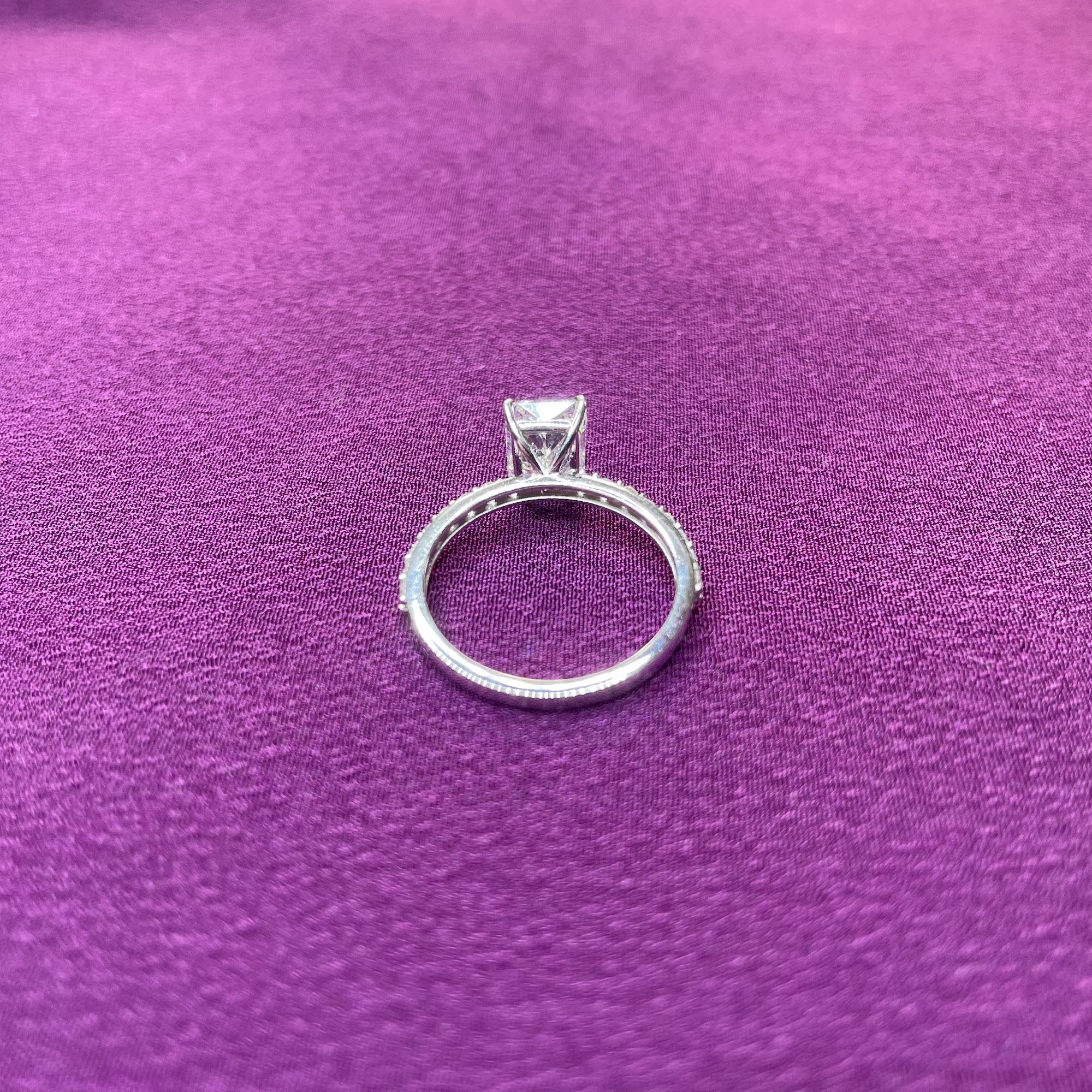 Crown Radiant - 2.26ct - D