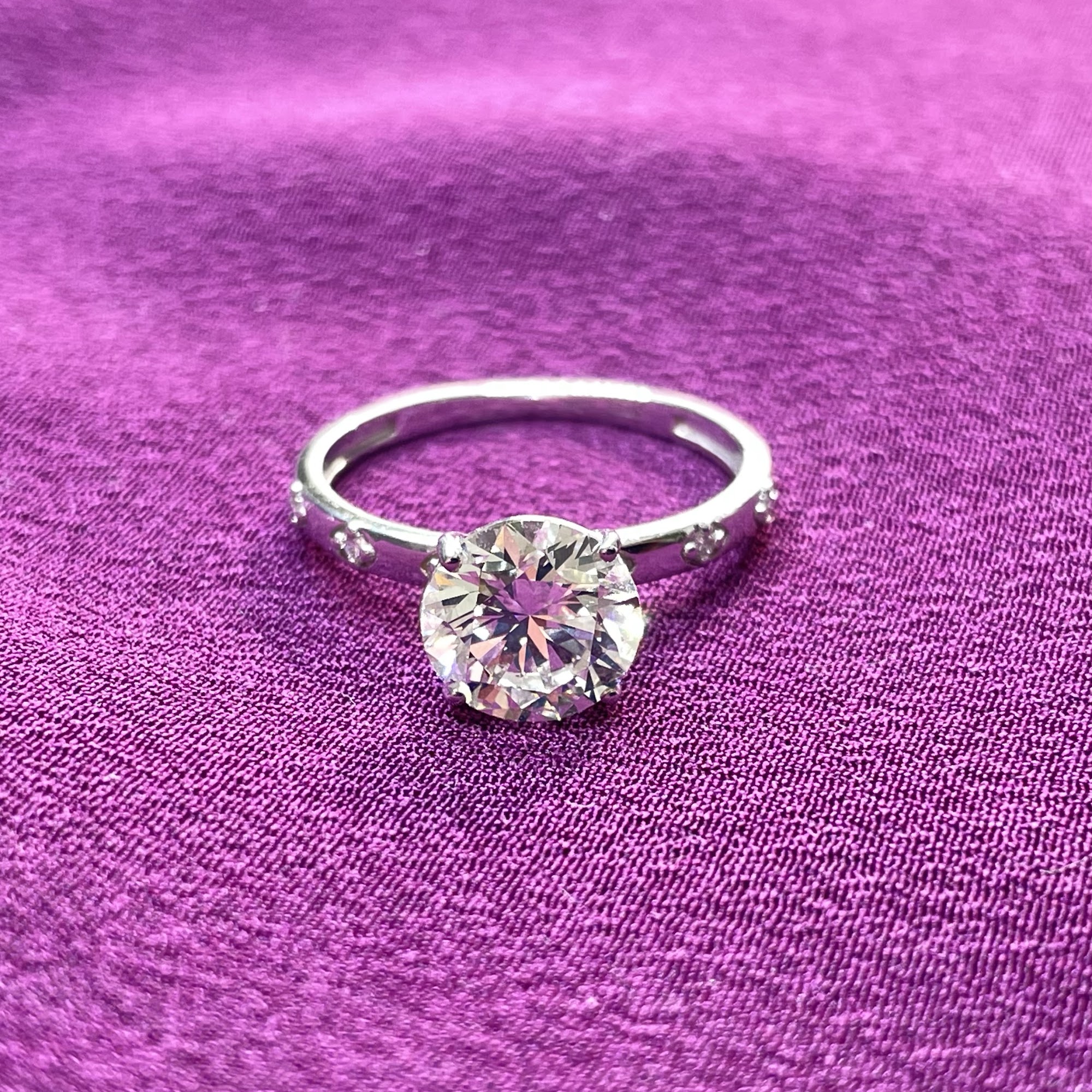 Crown Brilliant - 2.24ct - E-F