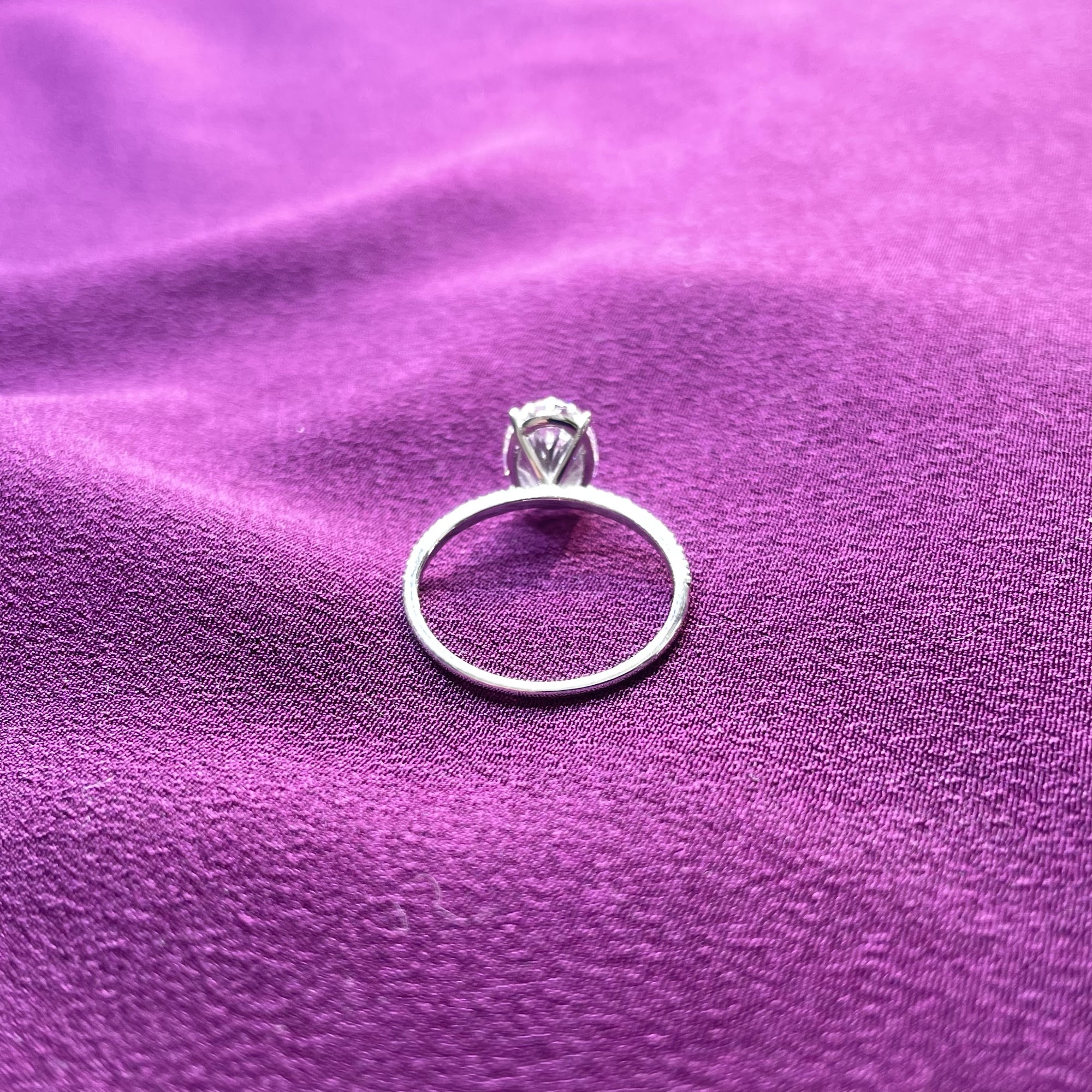 Pure Oval - 2.21ct - E