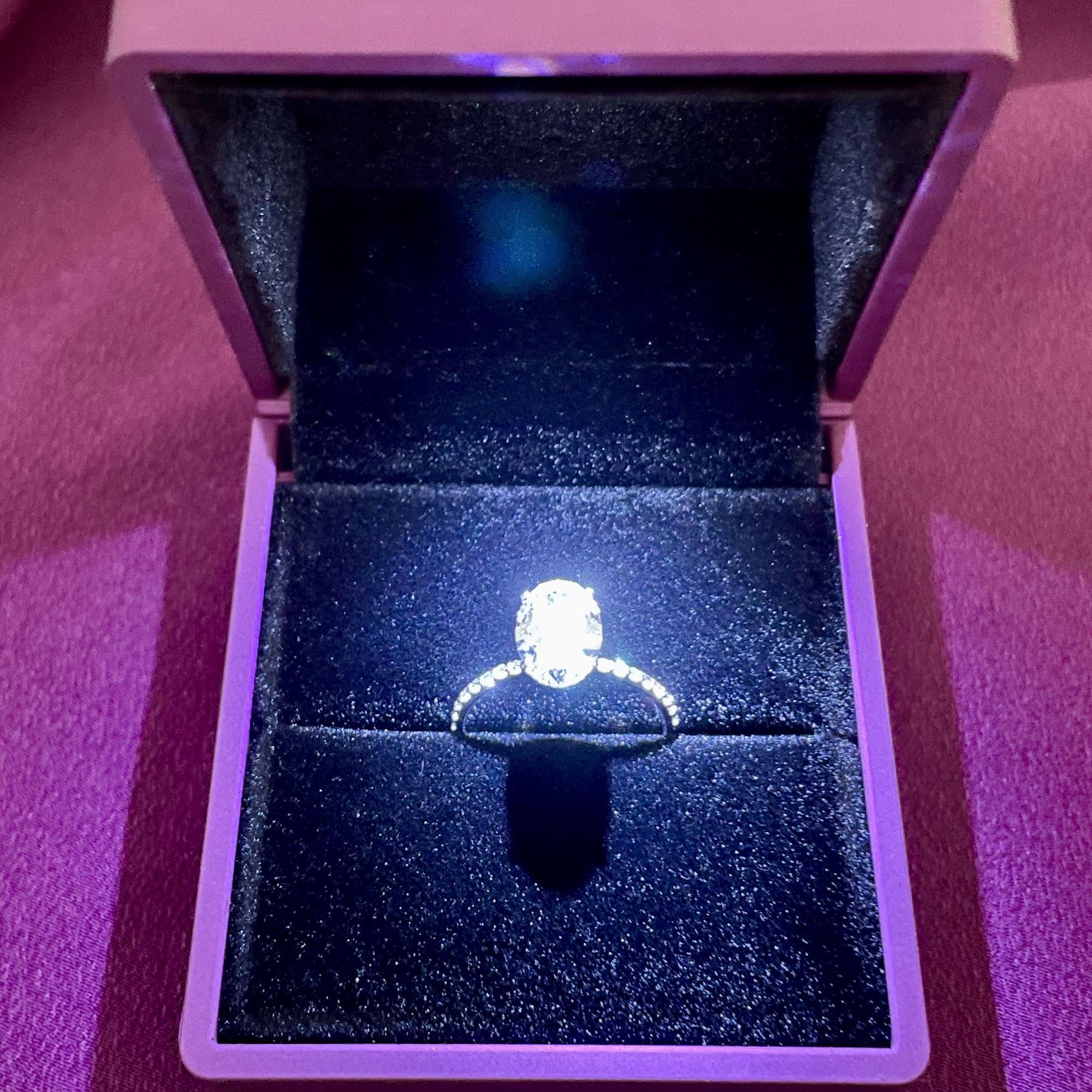 Pure Oval - 2.21ct - E